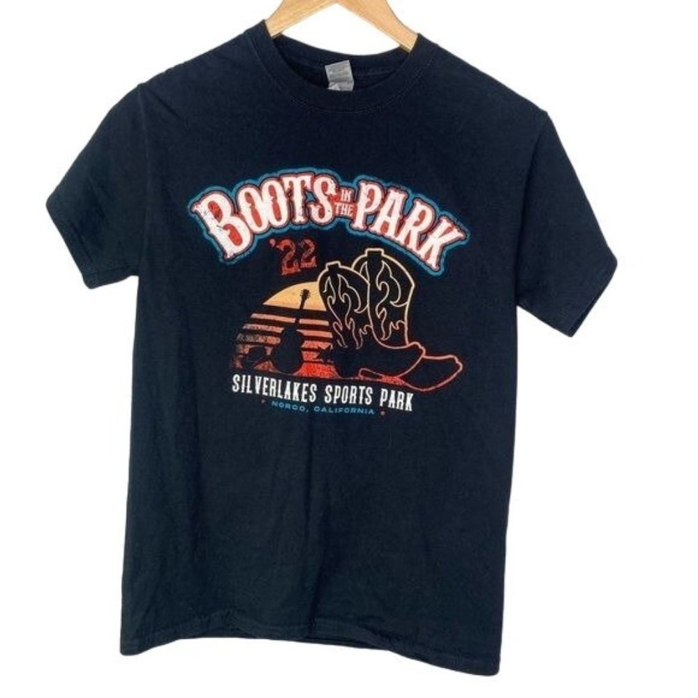 Tim McGraw boots in the park Norco CA 2022 concert Band T-shirt black size small